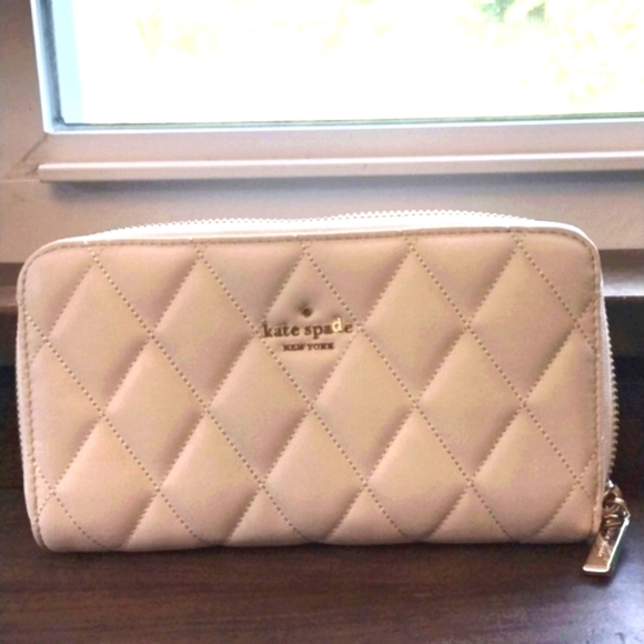 Kate Spade Wallet Quilted Leather Zip-Around Continental NWT - Picture 3 of 16